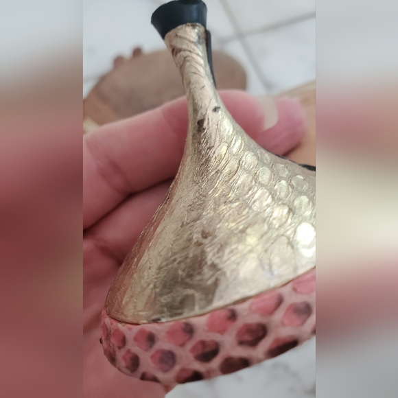 DOLCE&GABBANA- size 10-SANDALS - PINK SNAKE SKING - Picture 4 of 5